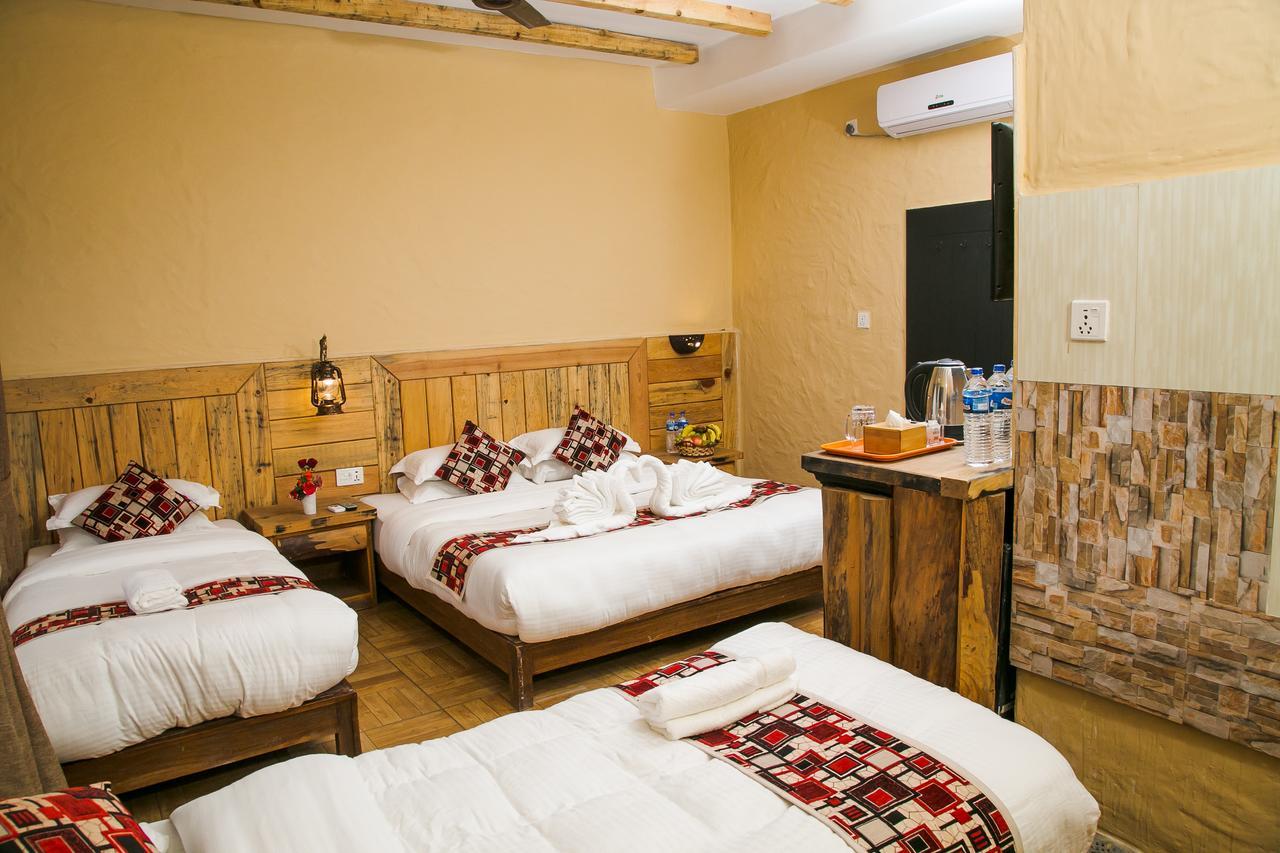 Hotel Tourist Residency Ποκάρα Εξωτερικό φωτογραφία